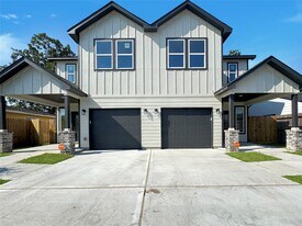 5427 Bellfort Ave in Houston, TX - Building Photo