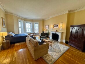 169 Beacon St in Boston, MA - Building Photo - Building Photo