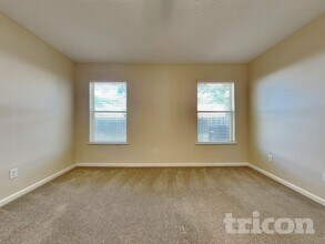 7134 Beekman Lake Dr in Jacksonville, FL - Building Photo - Building Photo