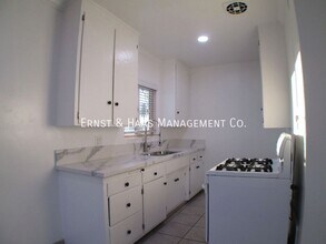 6524 Orange Ave in Long Beach, CA - Building Photo - Building Photo