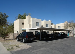 3315-3321 E Presidio Rd in Tucson, AZ - Building Photo - Building Photo