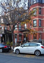 227 Newbury St in Boston, MA - Building Photo - Building Photo
