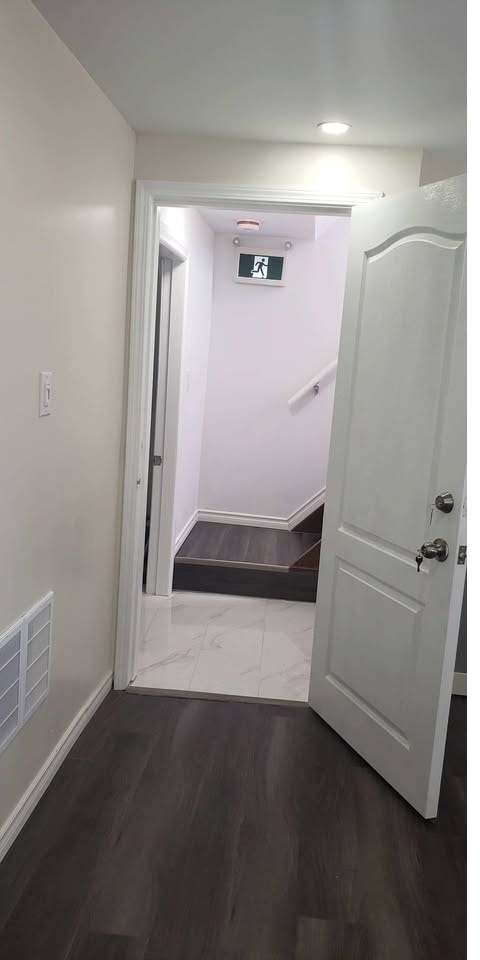 property at 20 Juniper Cres