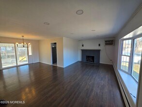 6 4th St in Toms River, NJ - Building Photo - Building Photo