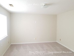 2146 Charles St in Durham, NC - Building Photo - Building Photo