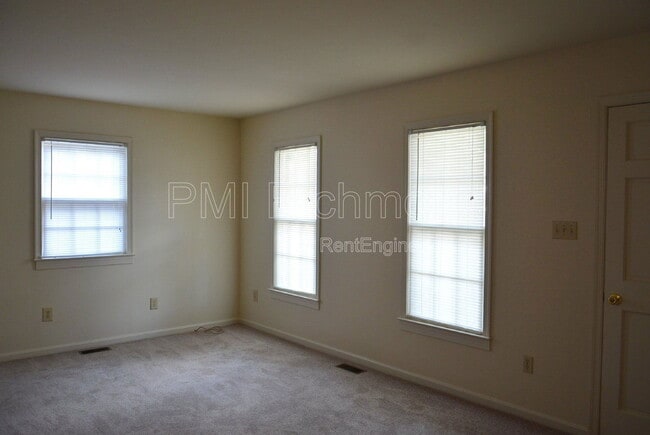 8634 Rainwater Rd in Richmond, VA - Building Photo - Building Photo