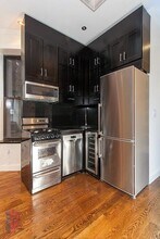 17 W 103rd St, Unit 2F in New York, NY - Building Photo - Building Photo