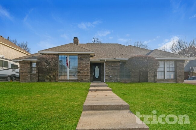 528 Renee Ln in Desoto, TX - Building Photo - Building Photo
