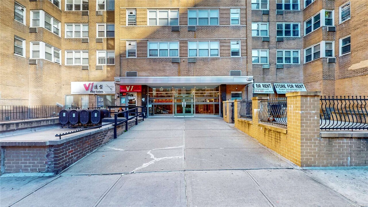 50 Bayard St, Unit 6X in New York, NY - Building Photo