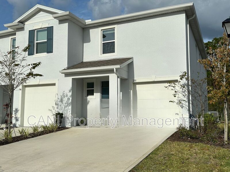 230 Reena Dr in Daytona Beach, FL - Building Photo