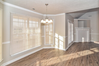 237 Chestnut Oak Cir in Owens Cross Roads, AL - Building Photo - Building Photo