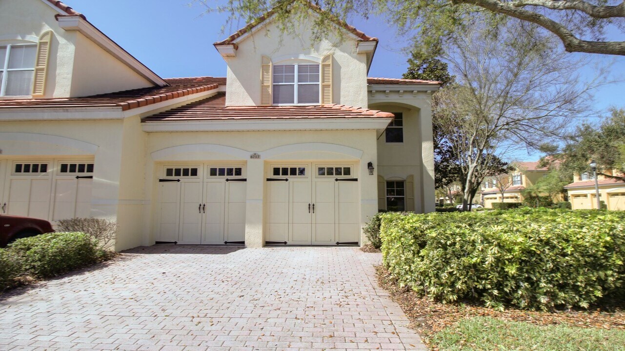 6717 Sorrento St in Orlando, FL - Building Photo