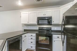 611 28th St in Canyon, TX - Building Photo - Building Photo