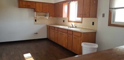 335 Fisher Rd, Unit 2 in West Seneca, NY - Building Photo - Building Photo