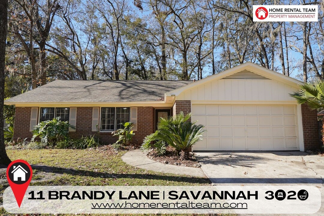 11 Brandy Ln in Savannah, GA - Building Photo