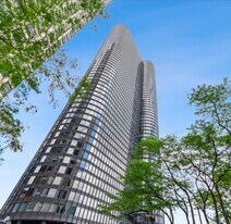 155 N Harbor Dr, Unit 614 in Chicago, IL - Building Photo