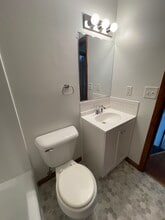 2227 Seaman Rd in Toledo, OH - Building Photo - Building Photo