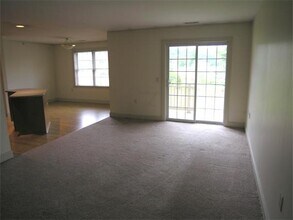 3 Abbott Ln in Concord, MA - Building Photo - Building Photo