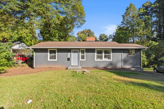 1945 Camp Greene St in Charlotte, NC - Building Photo - Building Photo