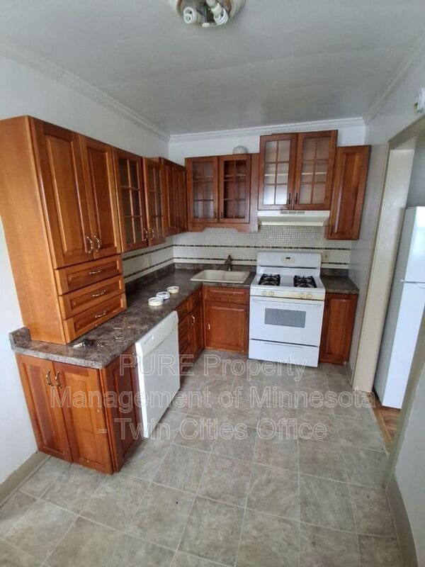 property at 4350 Minnehaha Ave