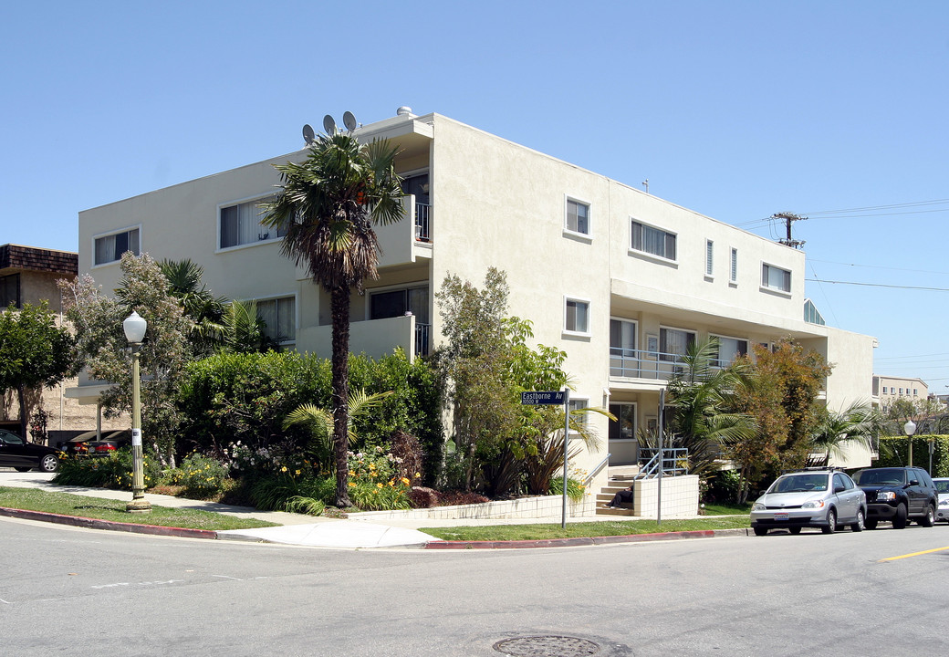 1700 Westholme Ave in Los Angeles, CA - Building Photo