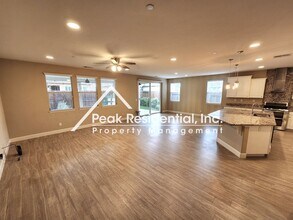 3089 Octave Ave in Roseville, CA - Building Photo - Building Photo