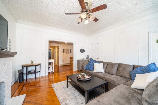 516 Adams St in Hoboken, NJ - Building Photo - Building Photo
