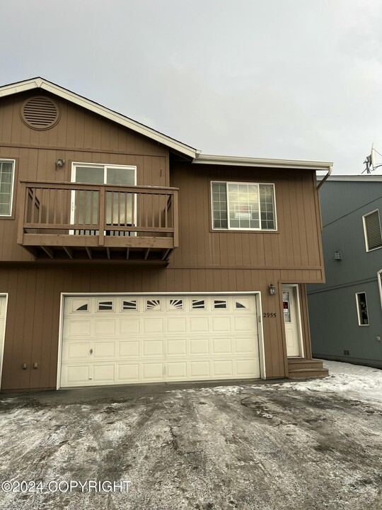 2955 Silver Chase Ct in Anchorage, AK - Building Photo