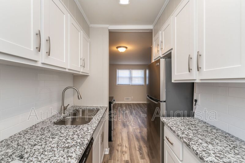 1602 Johns Rd in Augusta, GA - Building Photo