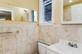 164 Boylston St in Boston, MA - Building Photo - Building Photo
