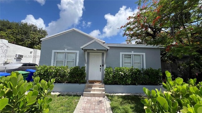 property at 113 NW 35th St