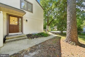 5 Dendron Ct in Parkville, MD - Foto de edificio - Building Photo