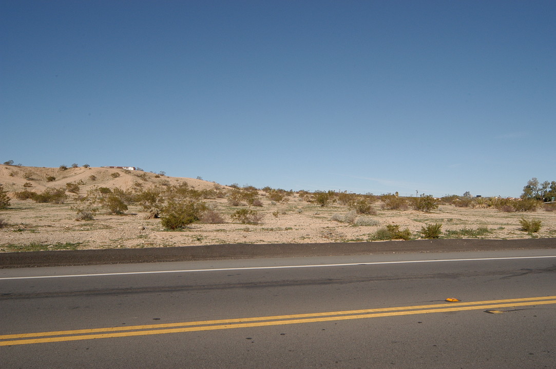 Desert Oasis Mobile Home Park in Twentynine Palms, CA - Building Photo