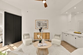 1700 Kalorama Rd NW in Washington, DC - Foto de edificio - Building Photo