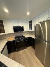 12675 Camino Mira del Mar, Unit 177 in San Diego, CA - Foto de edificio - Building Photo