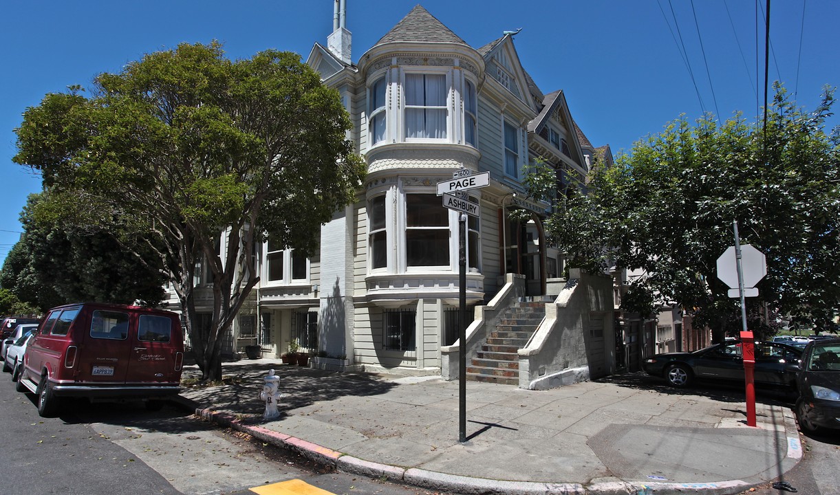 461 Ashbury St in San Francisco, CA - Building Photo