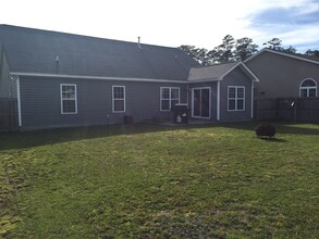 107 Lynden Ln in New Bern, NC - Building Photo - Building Photo