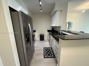 325 S Biscayne Blvd, Unit 2816 in Miami, FL - Foto de edificio - Building Photo