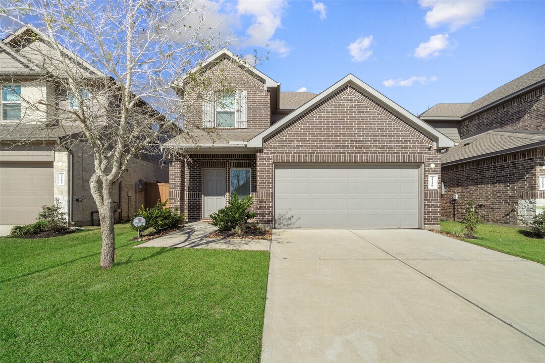 22250 Palladium Dr in Hockley, TX - Building Photo
