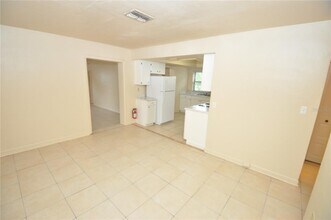 730 28th St NW in Winter Haven, FL - Building Photo - Building Photo