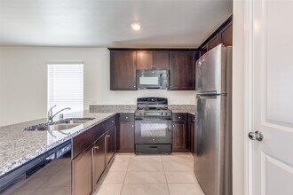 345 Pueblo Bonito Trl in Haslet, TX - Building Photo - Building Photo