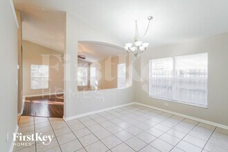 2553 Siena Way in Valrico, FL - Building Photo - Building Photo