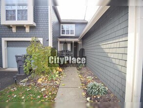 7497 Charrington Ct in Indianapolis, IN - Building Photo - Building Photo