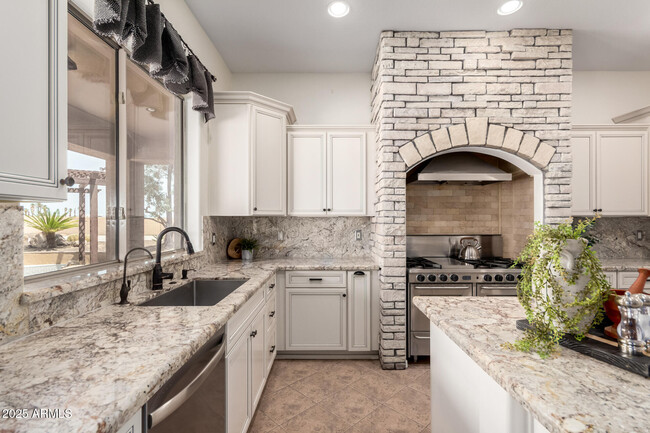 14188 W Hope Dr in Surprise, AZ - Building Photo - Building Photo