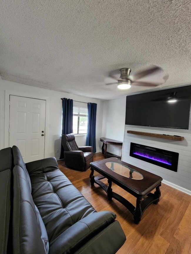 403 Hayden Rd in Tallahassee, FL - Building Photo - Building Photo