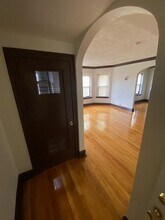 7720 S Marquette Ave in Chicago, IL - Building Photo - Building Photo