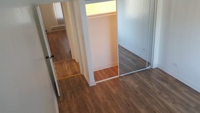 1851 N Green Ln N in Palatine, IL - Foto de edificio - Building Photo