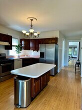 845 Oakwood Ave in Lake Forest, IL - Building Photo - Building Photo
