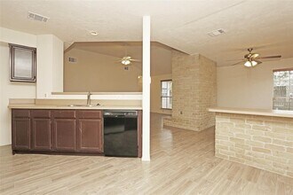 1302 Silver Morning Dr in Katy, TX - Building Photo - Building Photo