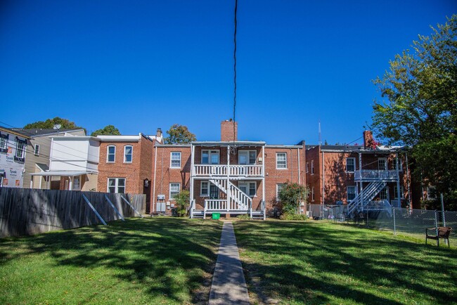 3413 Stuart Ave in Richmond, VA - Building Photo - Building Photo